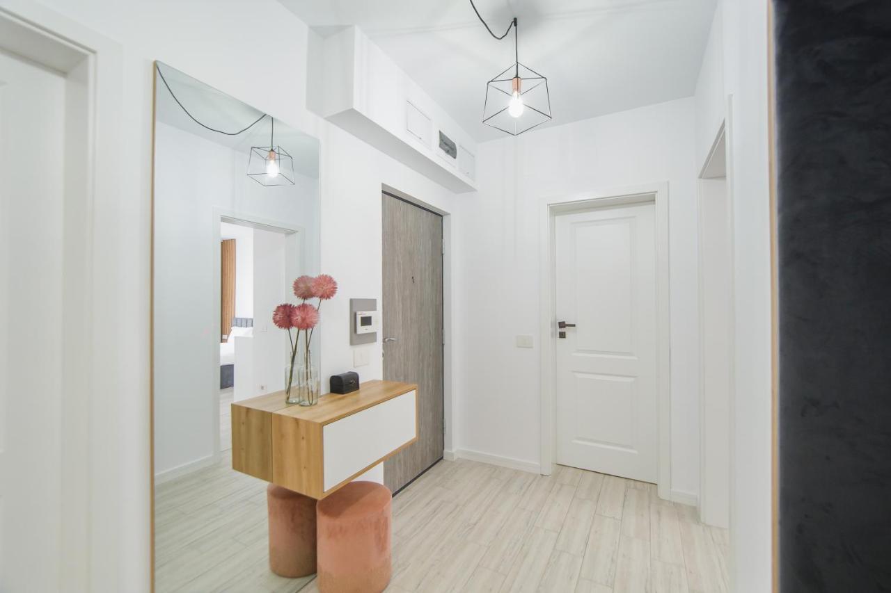 Pinkwood Harmony Lägenhet Oradea Exteriör bild