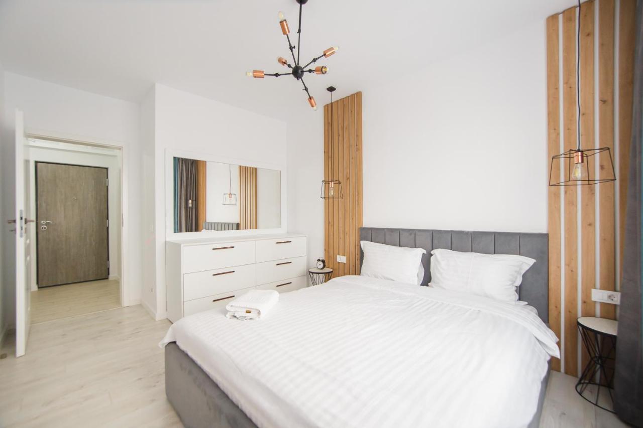 Pinkwood Harmony Lägenhet Oradea Exteriör bild