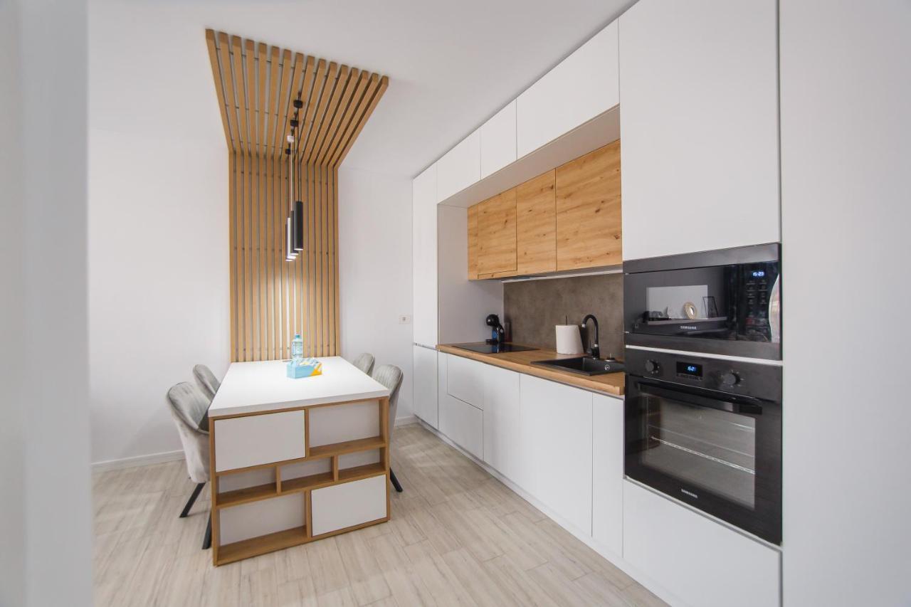 Pinkwood Harmony Lägenhet Oradea Exteriör bild