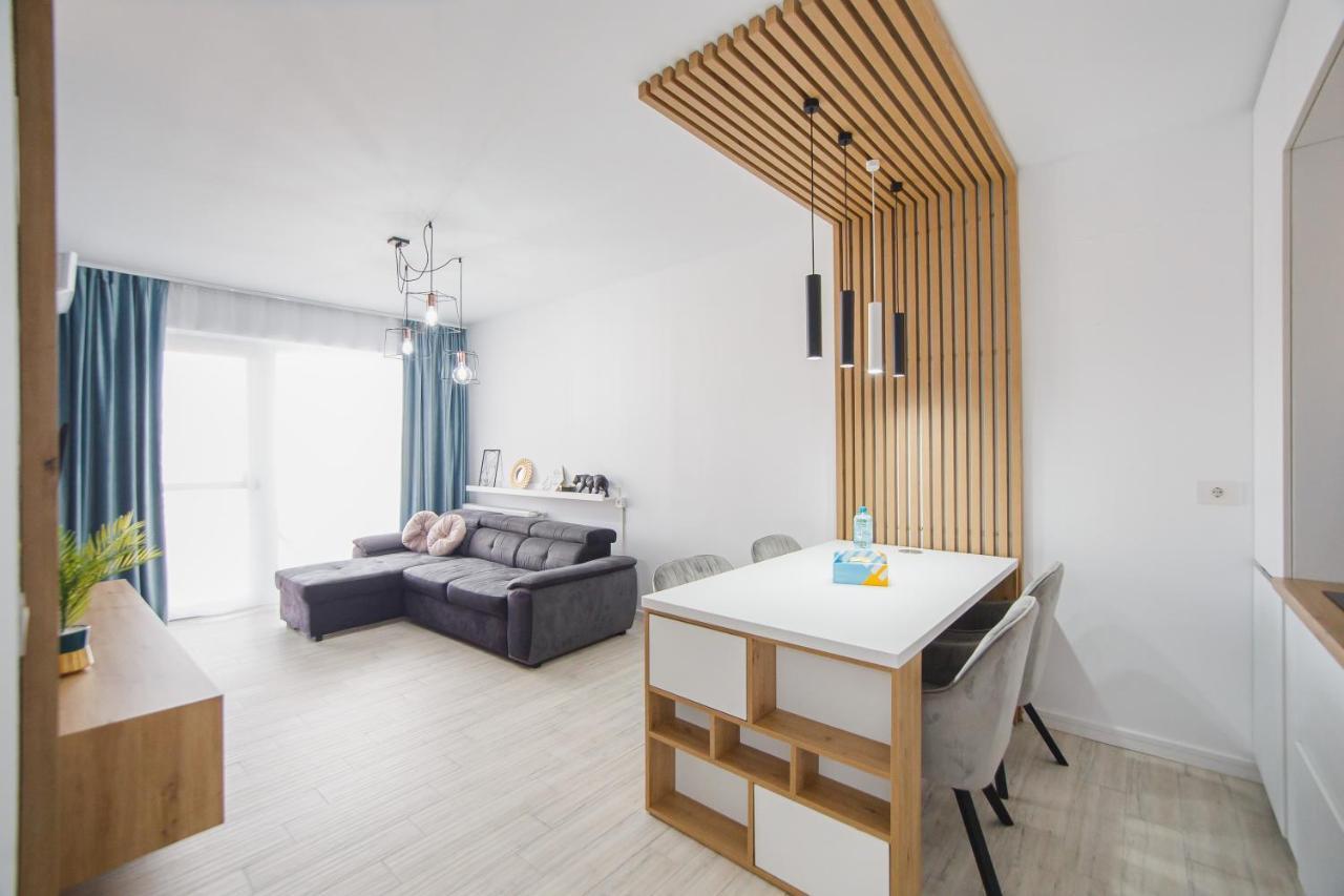 Pinkwood Harmony Lägenhet Oradea Exteriör bild